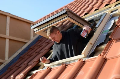 Pose de fenêtres de toit Velux à Visker